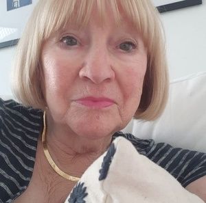 Meet your Posher, Joan